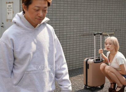 Poster of Cho cô nàng lang thang một miếng cơm nắm, nào ngờ cô ấy theo về tận nhà