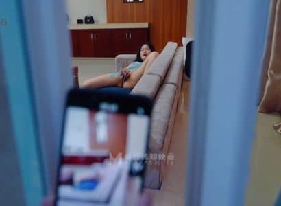 Poster of Đột nhập địt em hàng xóm đang thủ dâm